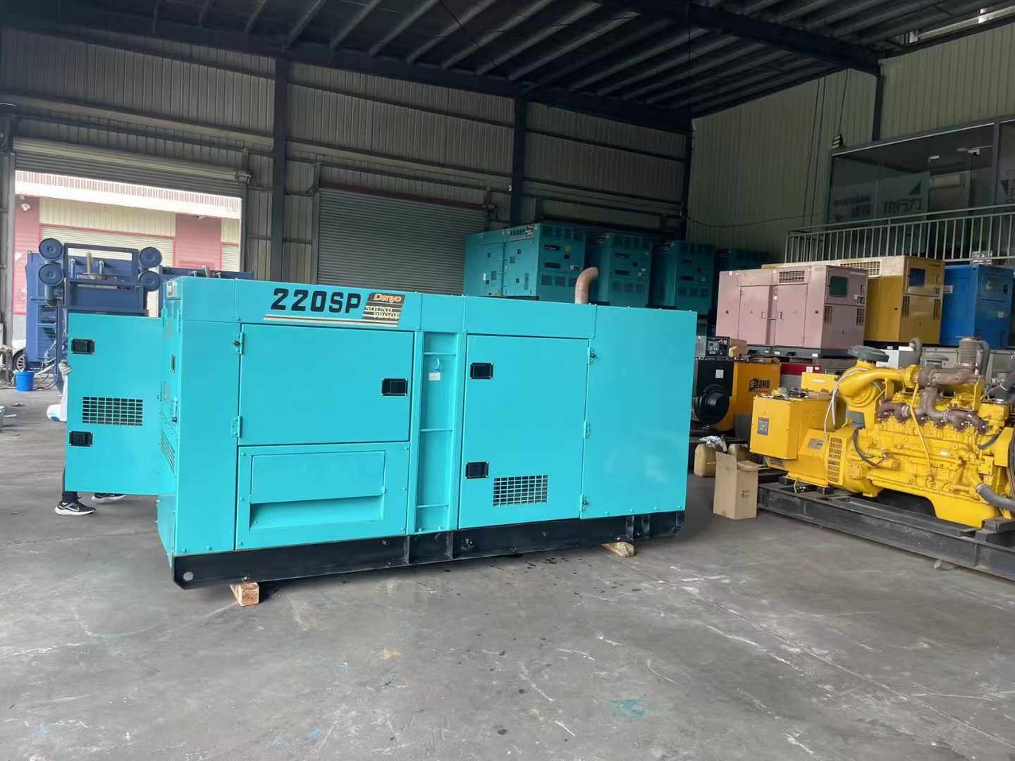 柳江800kW 柴油发电机的输出电流波动范围是多少？